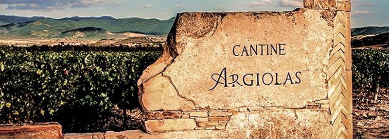 Wijn van Cantine Argiolas kopen